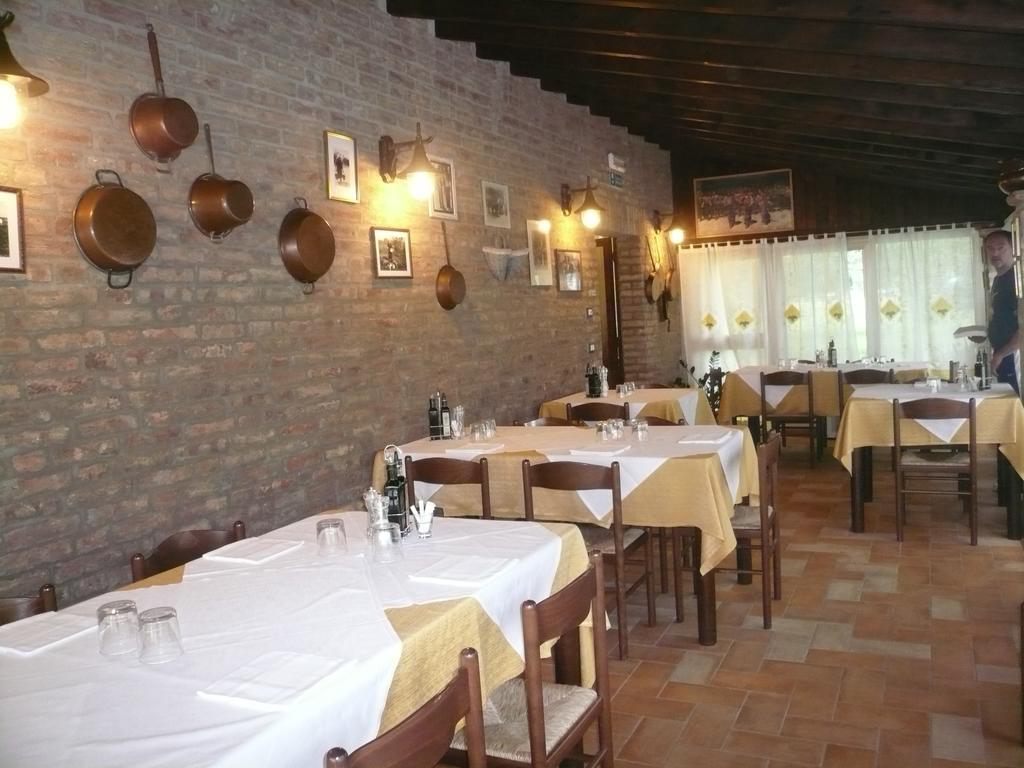 Il Dosso Agriturismo Codigoro Buitenkant foto